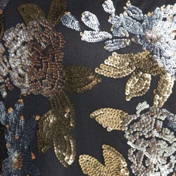 J.O.A. Floral Sequin Pencil Skirt - Picture 5 of 8